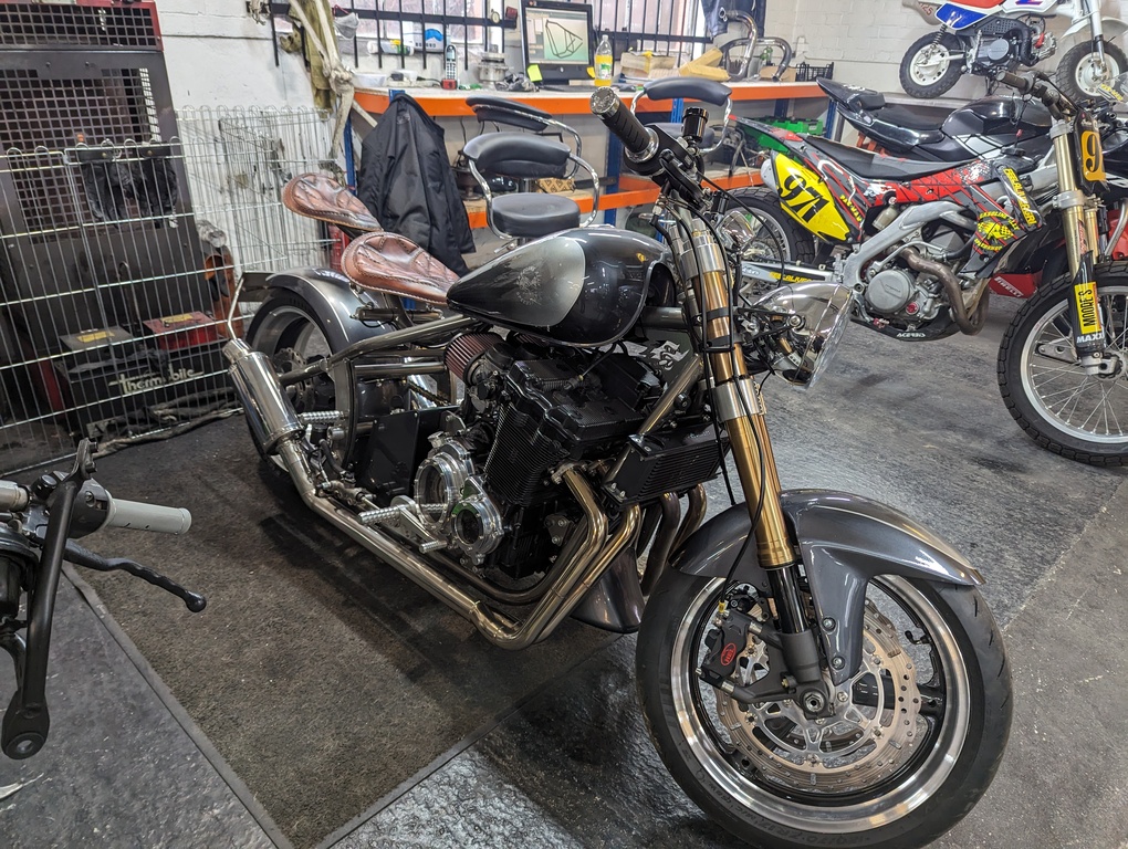 custom frame with suzuki engine